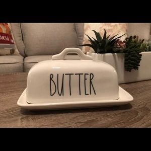 Rae Dunn butter dish